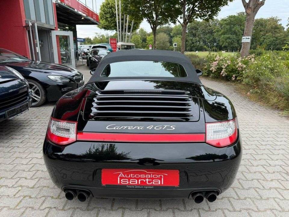 Bild 28/36 von Porsche 911 Carrera 4 GTS (2011)