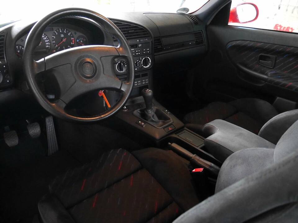 Image 14/25 of BMW M3 (1900)
