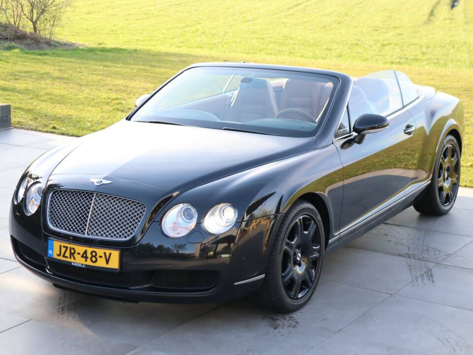 Image 41/50 of Bentley Continental GTC (2007)
