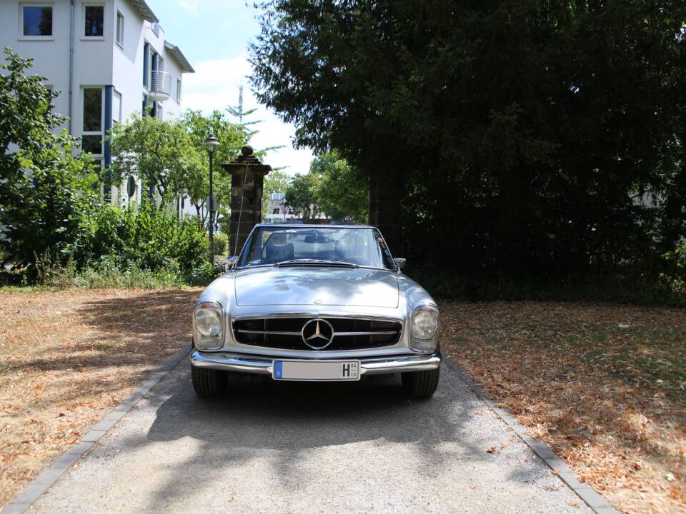 Image 2/37 of Mercedes-Benz 280 SL (1969)