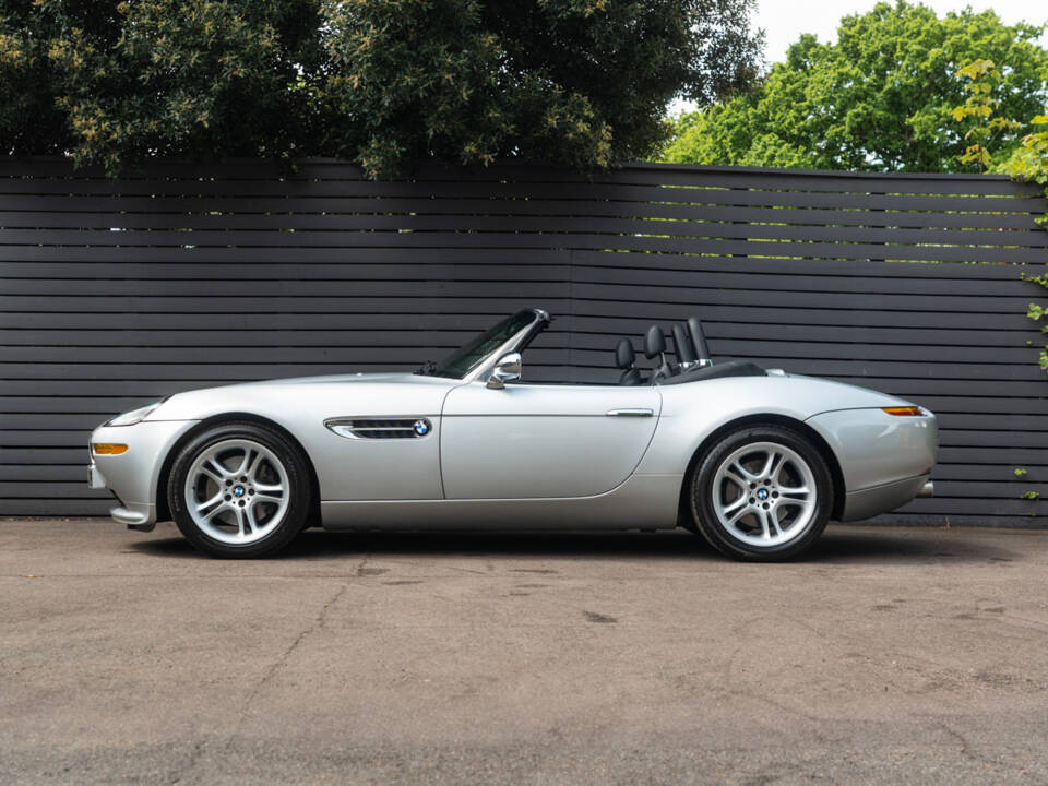 Image 9/53 of BMW Z8 (2001)