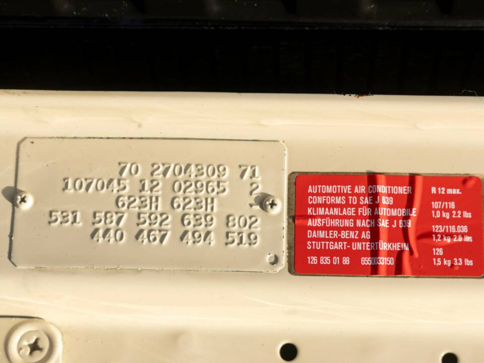 Bild 25/50 von Mercedes-Benz 380 SL (1982)