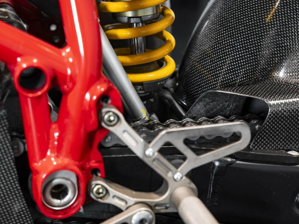 Bild 38/40 von Ducati DUMMY (2004)