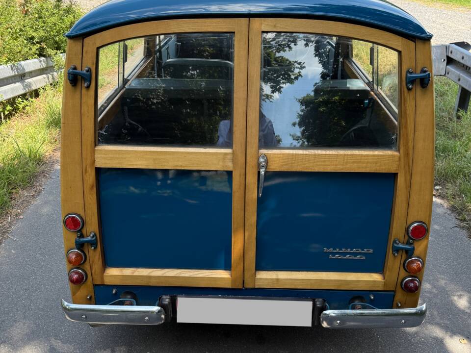 Immagine 16/22 di Morris Minor 1000 Traveller (1970)