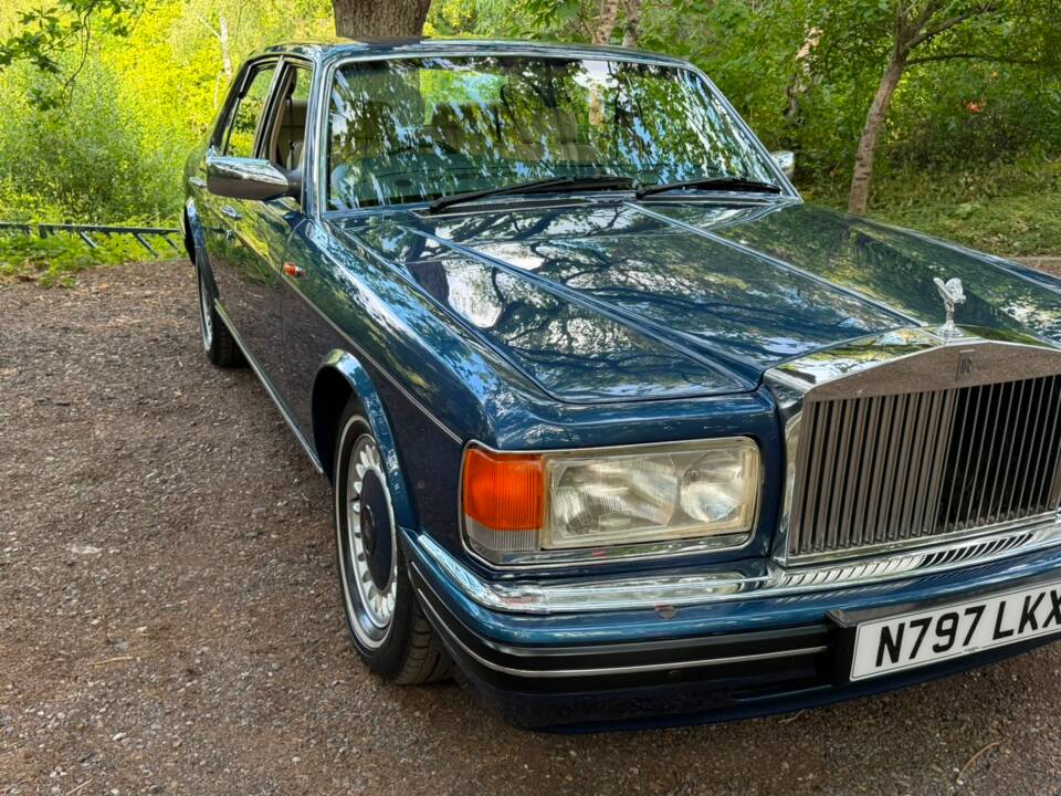 Image 29/46 of Rolls-Royce Silver Spirit III (1996)
