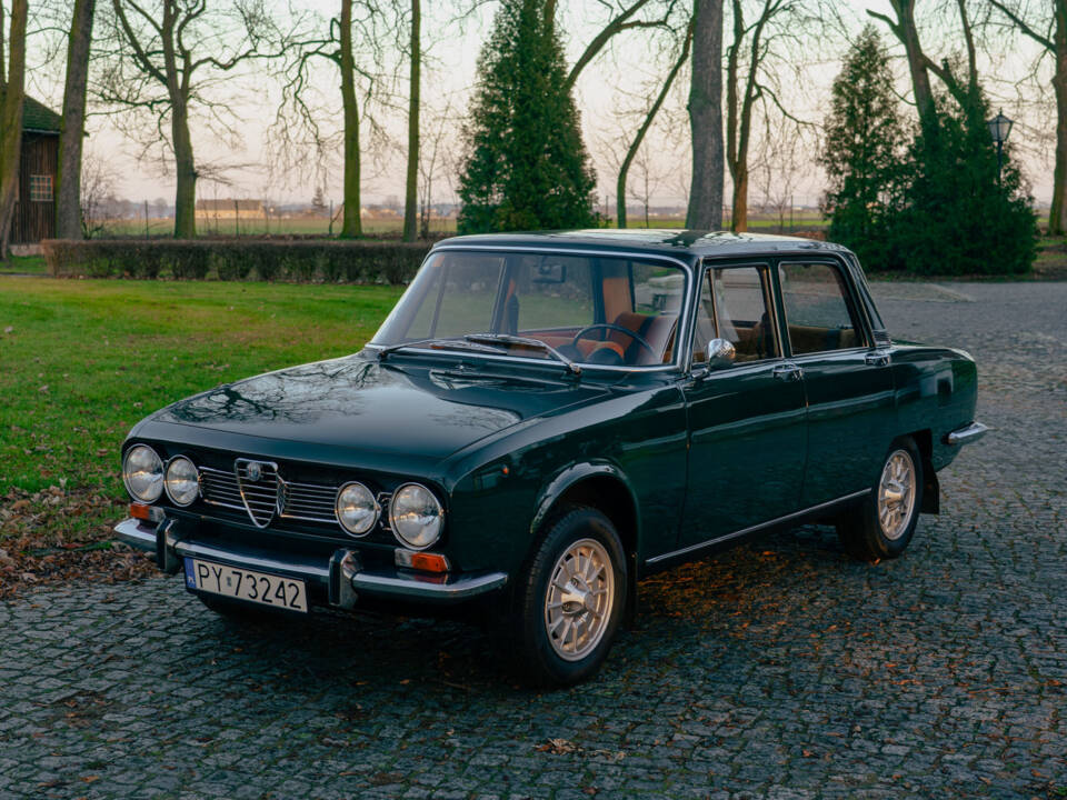 Image 23/78 de Alfa Romeo 1750 Berlina (1970)