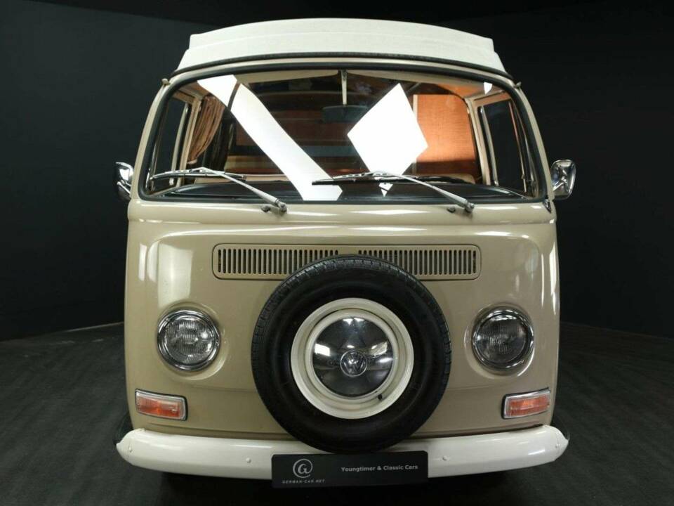 Immagine 8/50 di Volkswagen T2a Westfalia (1969)