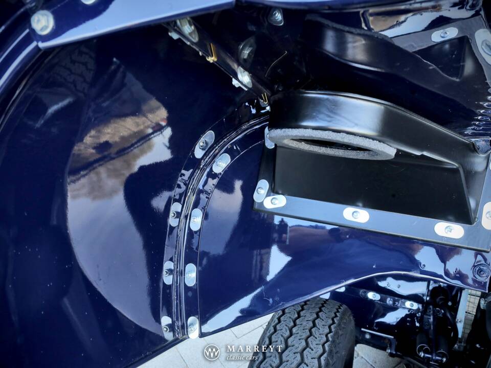 Image 27/80 de Jaguar Type E 4.2 (1966)