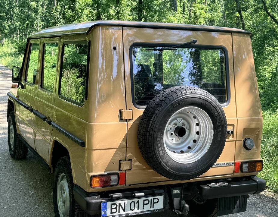 Image 8/8 de Mercedes-Benz 230 G (long) (1983)