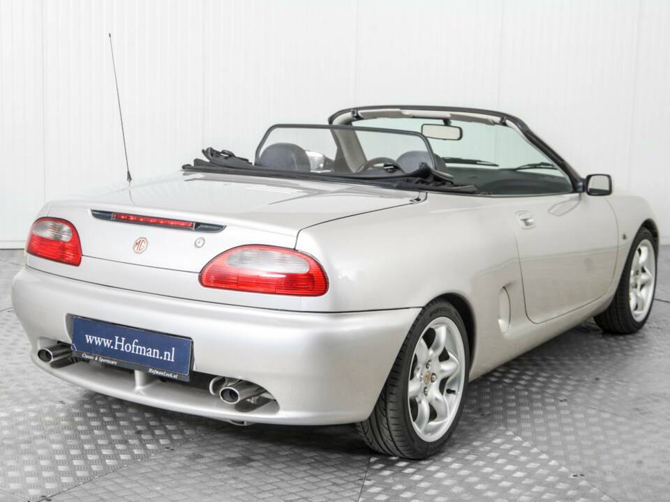 Immagine 26/50 di MG F 1.8i VVC (2000)