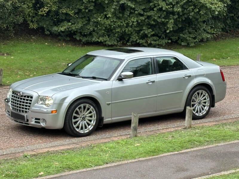 Image 46/50 of Chrysler 300 S (2008)