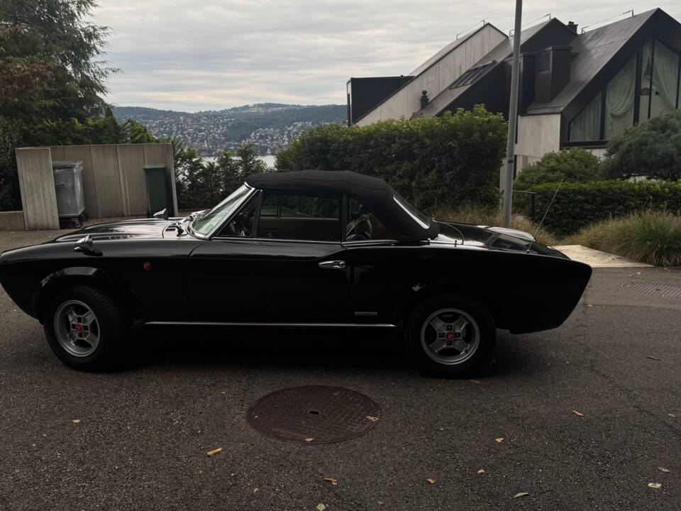 Imagen 8/10 de FIAT 124 Spider DS (1984)