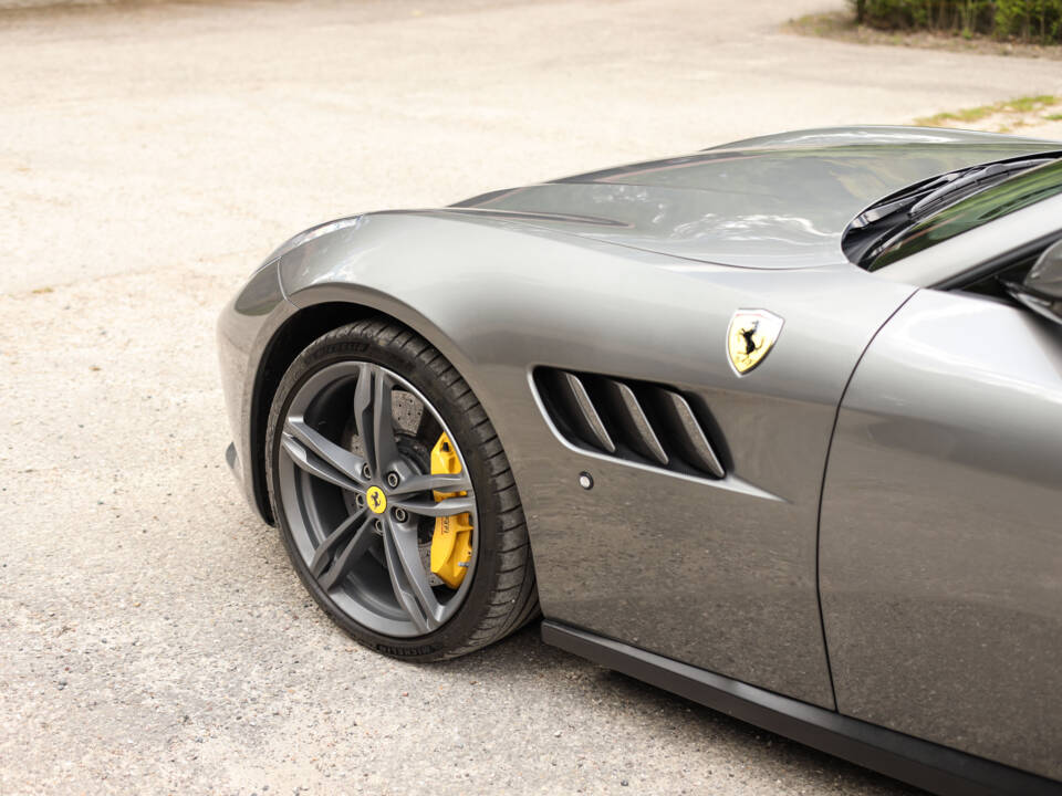 Immagine 43/61 di Ferrari GTC4Lusso (2017)