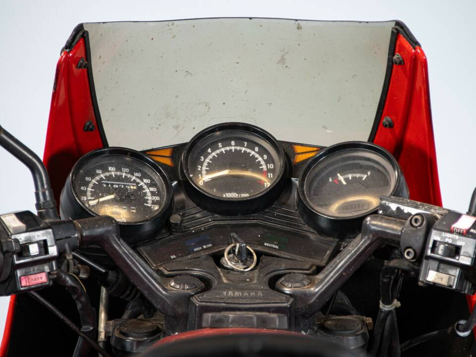 Image 25/50 of Yamaha XJ 600 (1984)