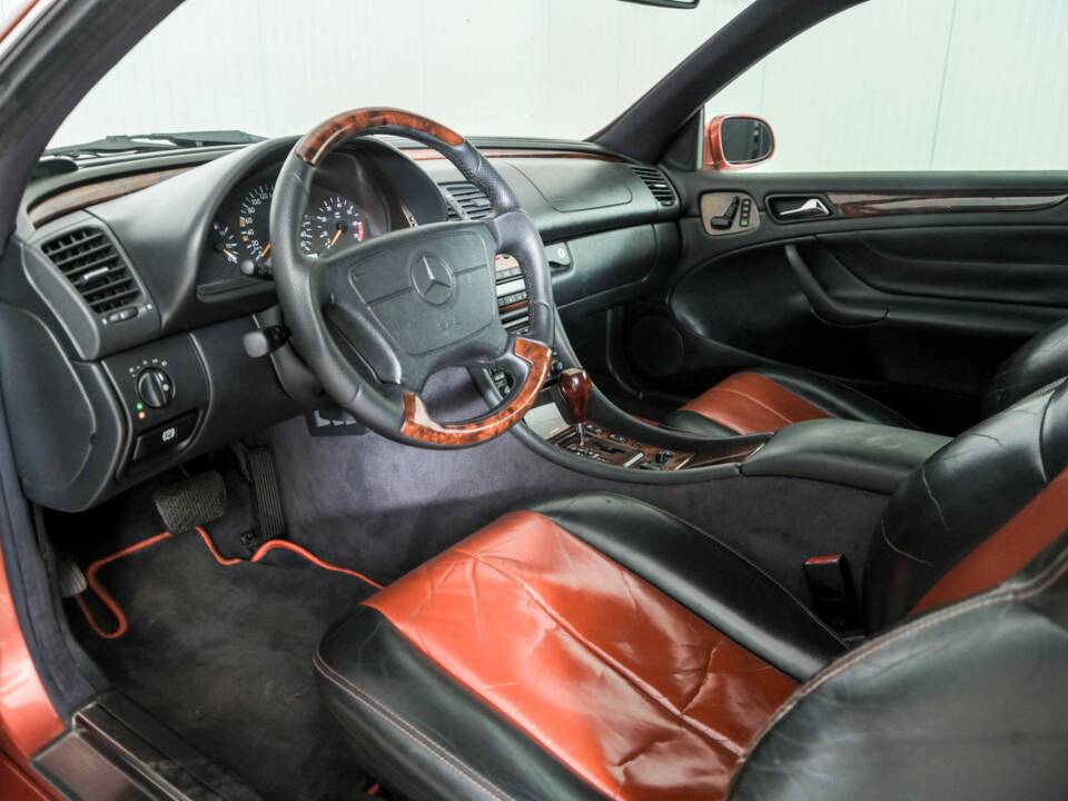 Image 11/50 of Mercedes-Benz CLK 430 (1999)