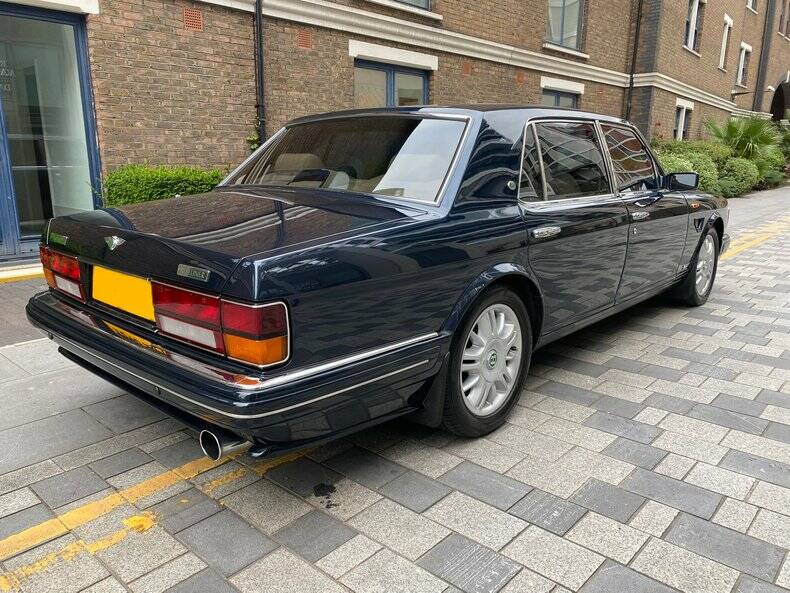 Image 9/50 of Bentley Brooklands R Mulliner (1998)