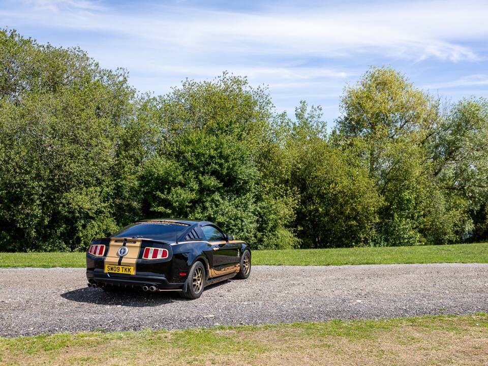 Image 40/50 of Ford Mustang V6 (2009)