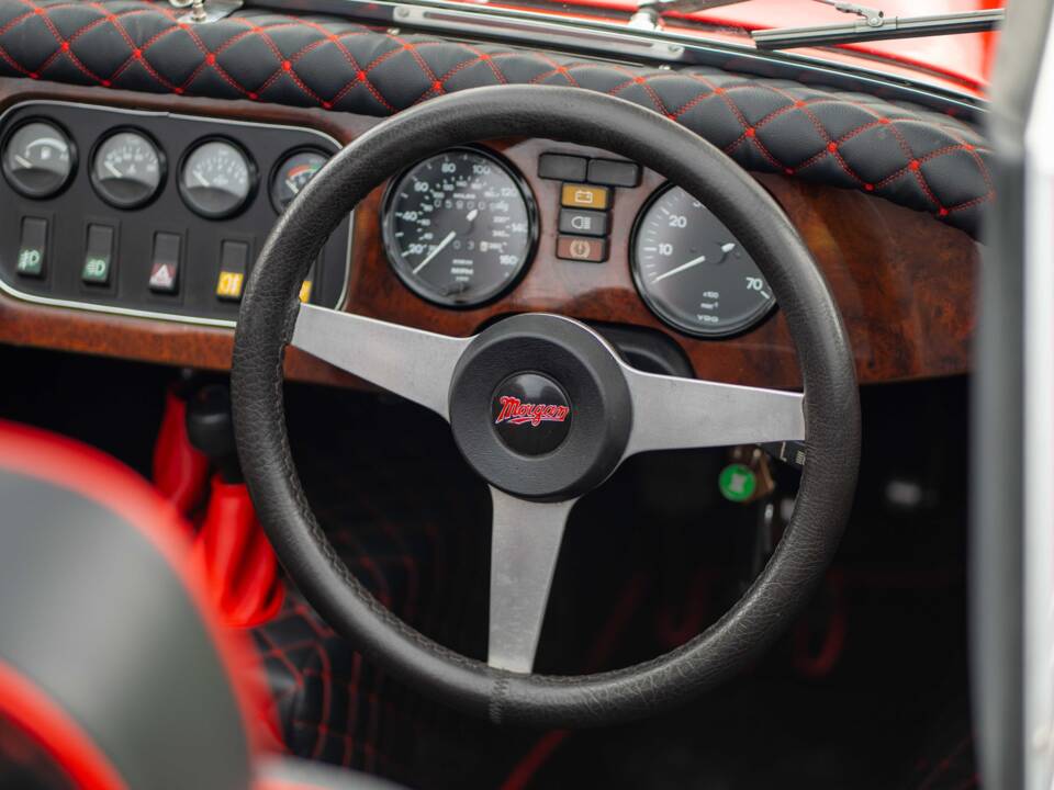 Image 7/7 of Morgan Plus 4 2-Seater (1992)