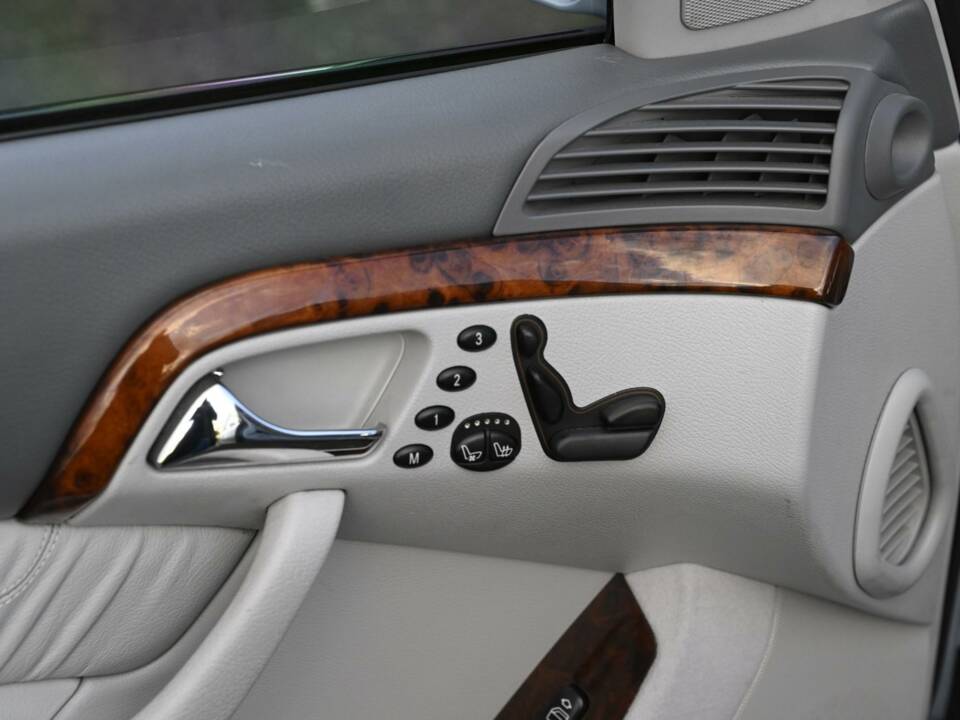 Image 50/50 de Mercedes-Benz S 500 L (2001)