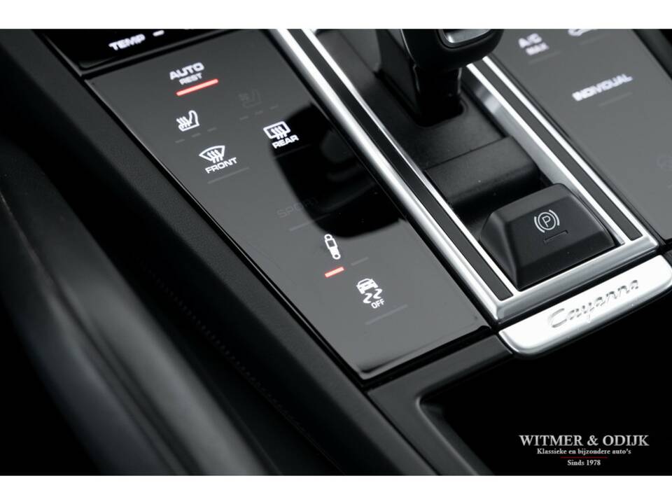 Bild 29/43 von Porsche Cayenne Coupé E-Hybrid (2020)