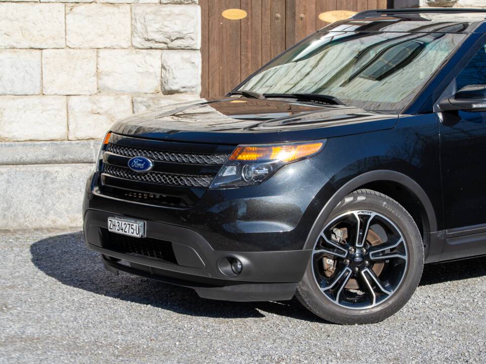 Immagine 10/18 di Ford Explorer 3.5 EcoBoost (2015)