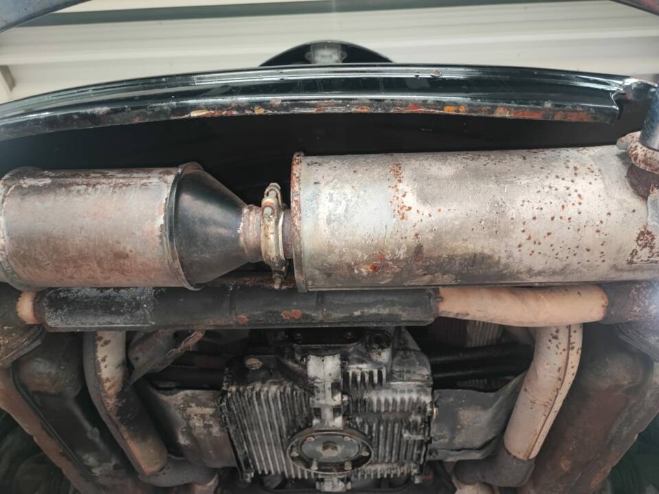Image 16/19 of Volkswagen Beetle 1303 LS (1978)