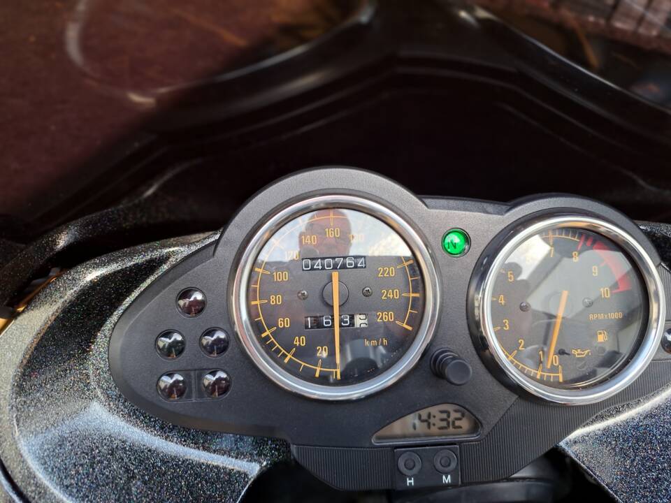 Imagen 7/9 de BMW R 1100 S (1999)