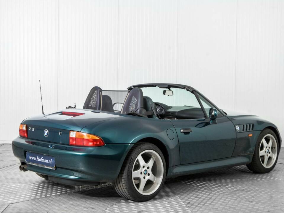 Image 2/48 of BMW Z3 2.8 (1998)