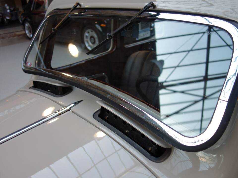 Image 40/43 of Citroën Traction Avant 7 C (1935)