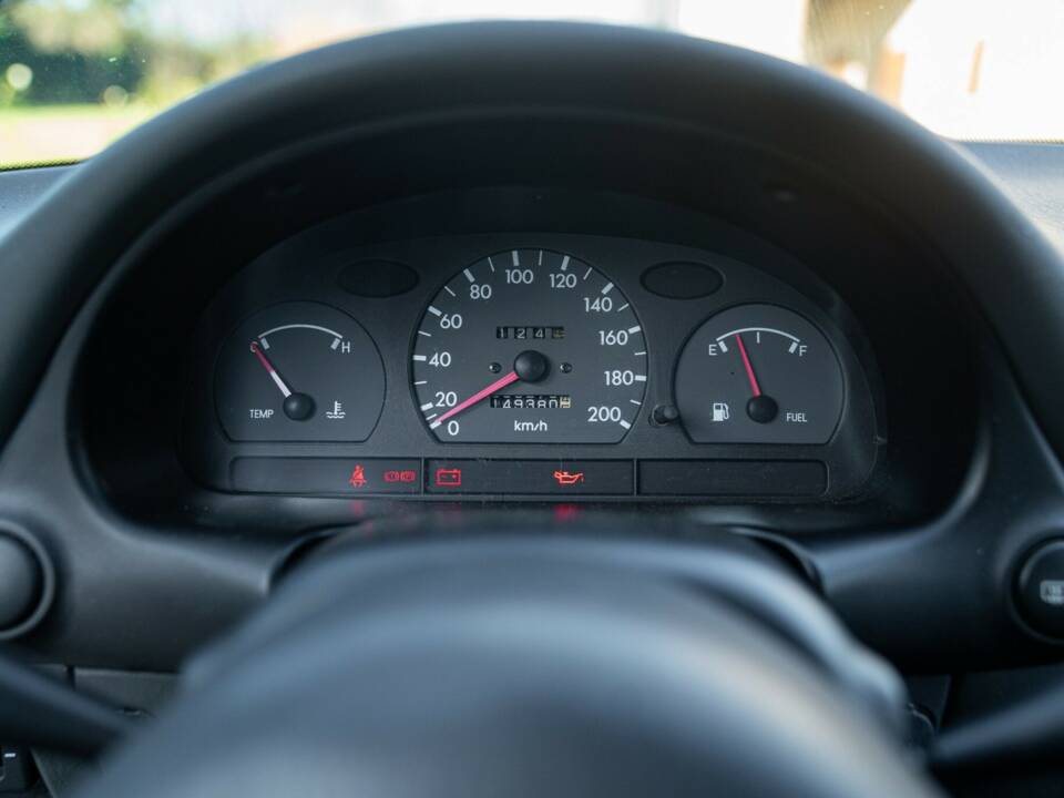 Image 35/46 de Hyundai Accent 1.3 (1997)