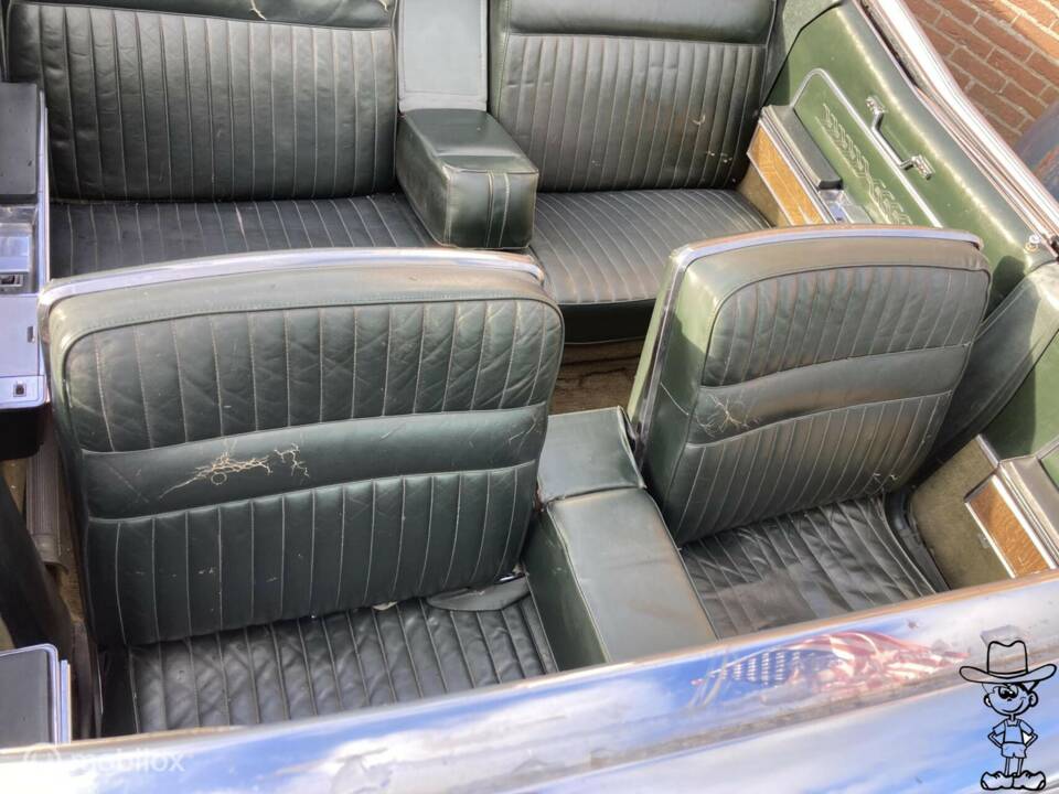 Bild 13/50 von Lincoln Continental Convertible (1966)