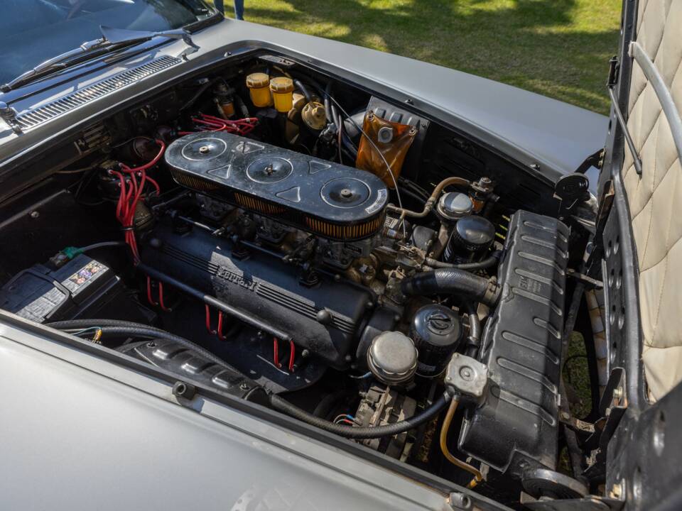 Imagen 31/47 de Ferrari 330 GT 2+2 (1964)