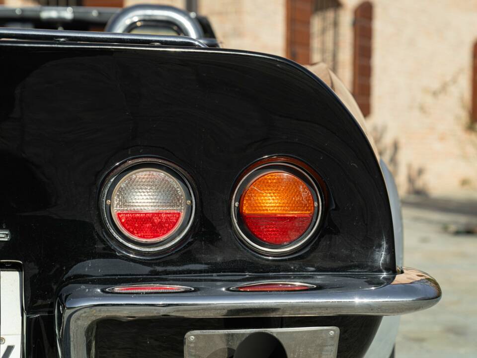 Image 30/50 de Chevrolet Corvette Convertible (1990)