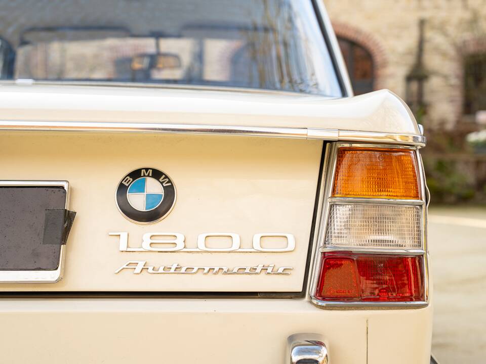 Bild 25/67 von BMW 1800 (1970)
