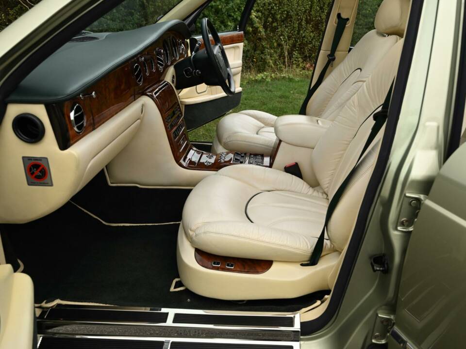 Bild 46/50 von Rolls-Royce Silver Seraph (1998)