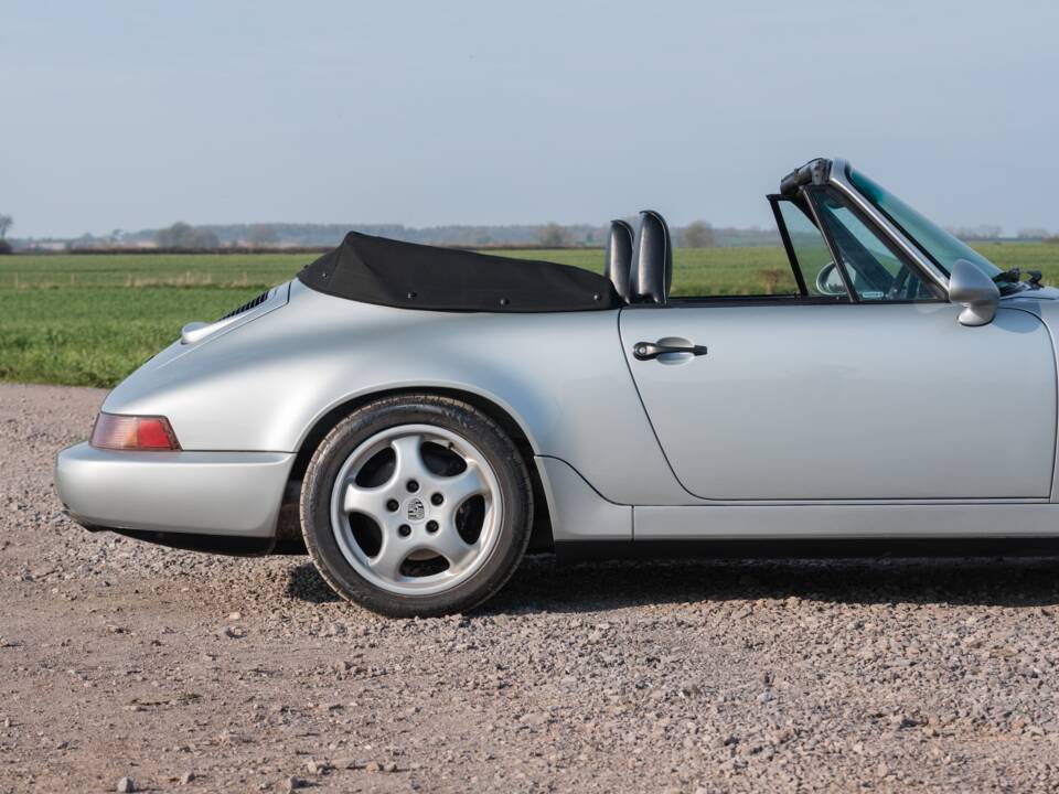 Bild 17/56 von Porsche 911 Carrera 4 (1990)