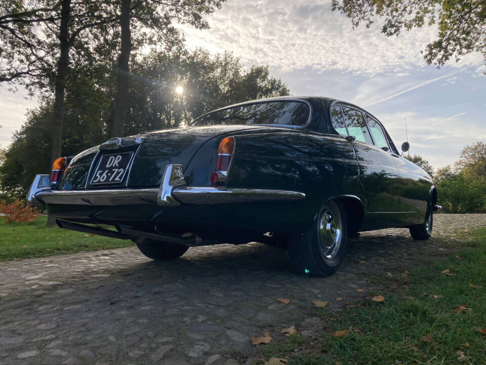 Image 30/52 de Jaguar 420 G (1967)