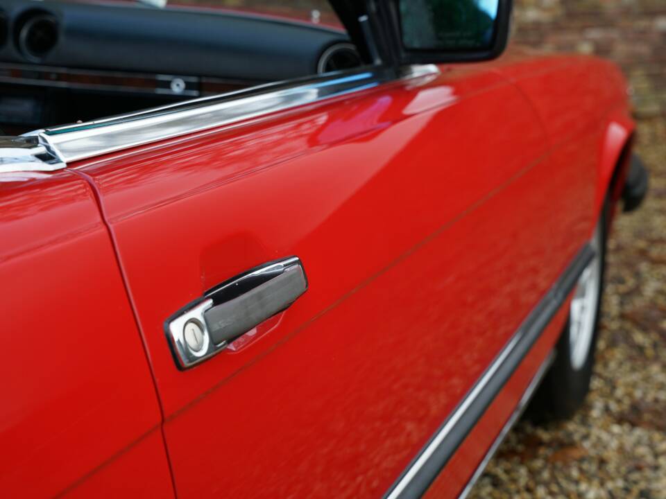 Bild 35/50 von Mercedes-Benz 500 SL (1983)