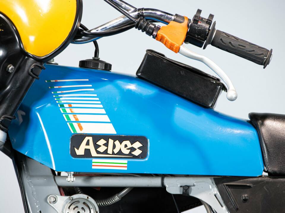 Immagine 22/50 di Aspes DUMMY (1977)