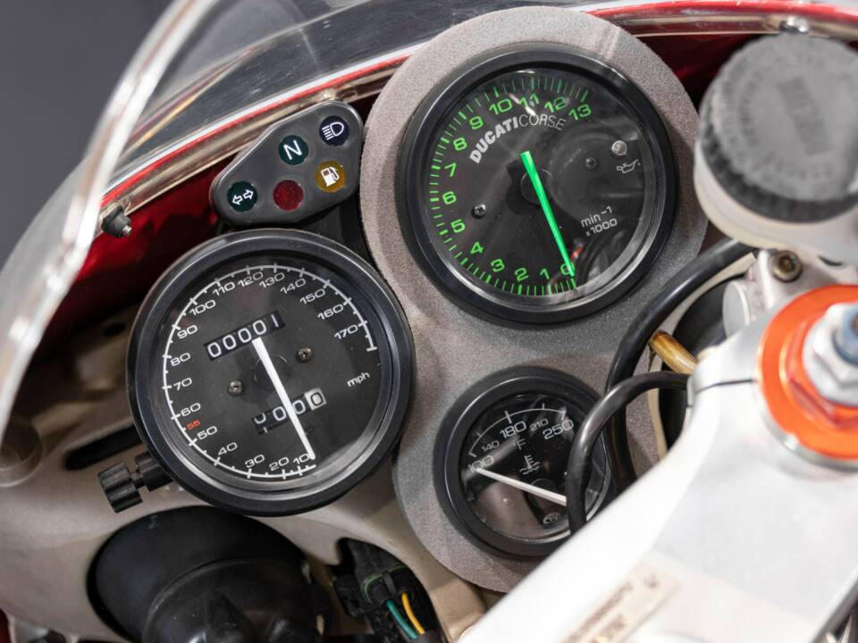 Immagine 20/43 di Ducati 996 SPS (1999)