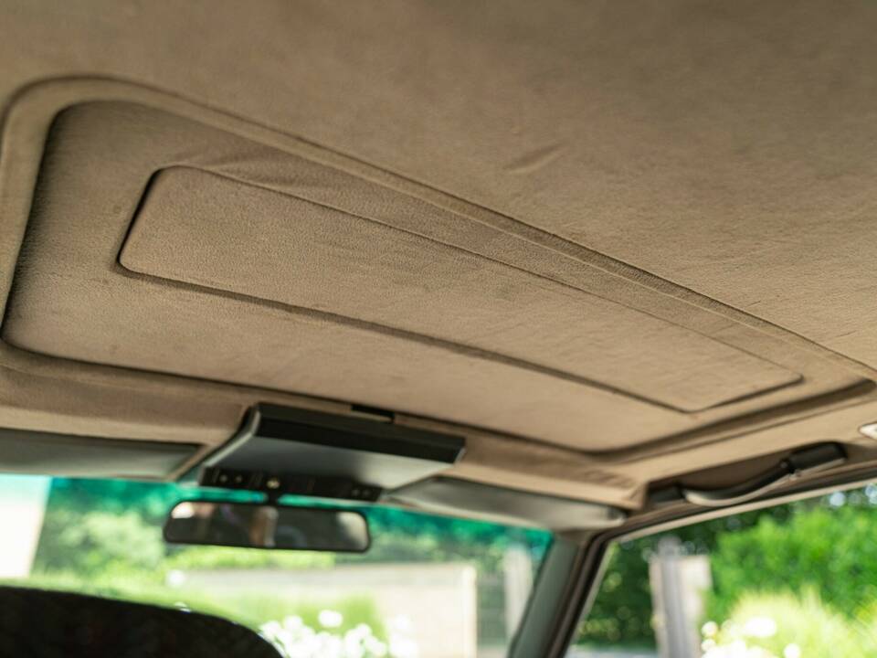 Bild 40/50 von Alfa Romeo 75 2.0 Twin Spark (1989)