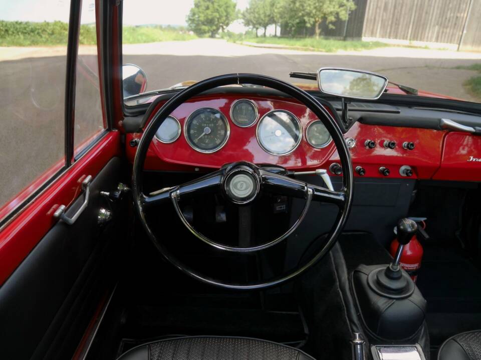 Image 8/29 of Innocenti Spider S (1966)
