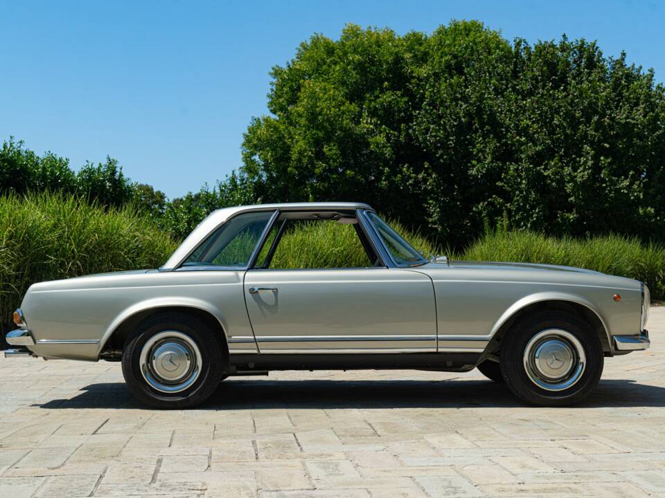 Image 8/50 de Mercedes-Benz 230 SL (1965)