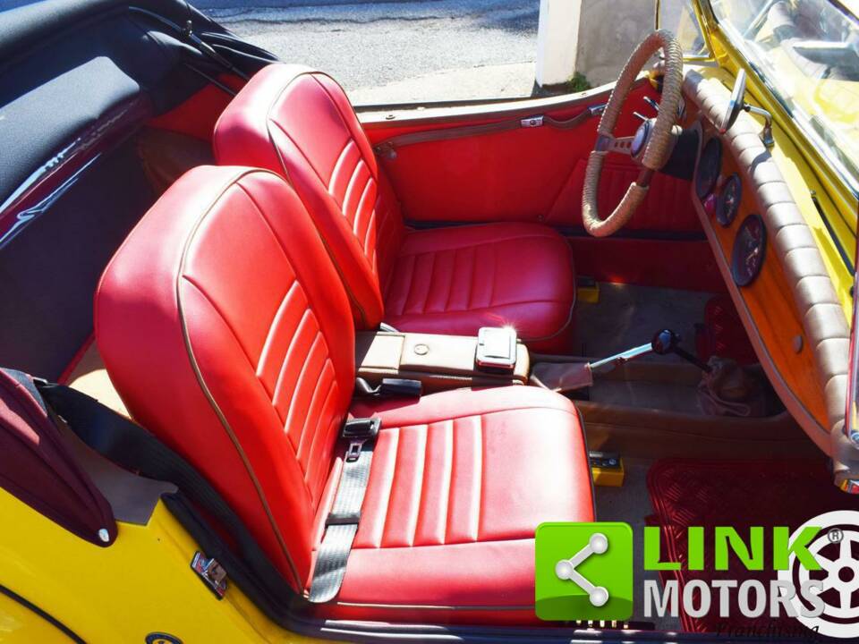 Image 8/10 of FIAT 850 Spider (1967)