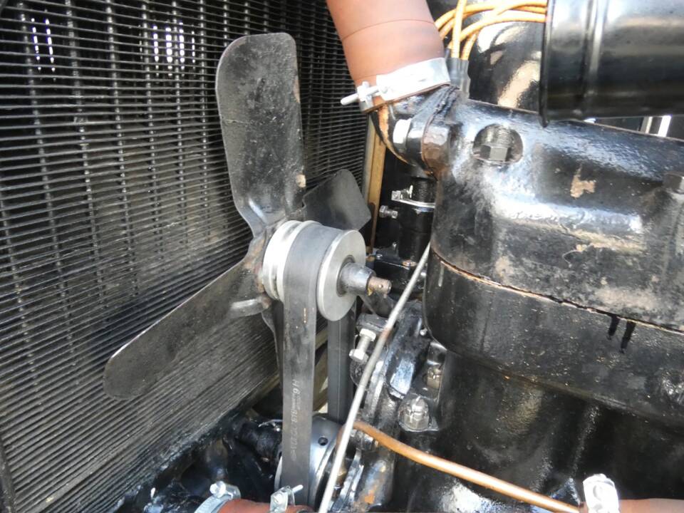Image 32/41 of Ford Model T Touring (1925)