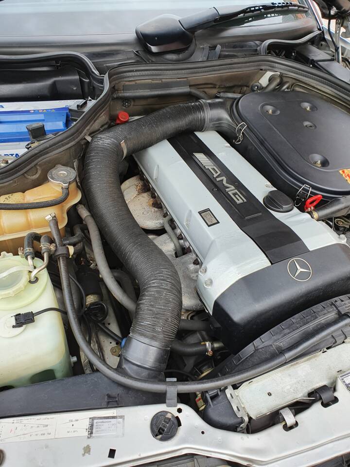 Imagen 85/94 de Mercedes-Benz 300 CE-24 3.4 AMG (1992)