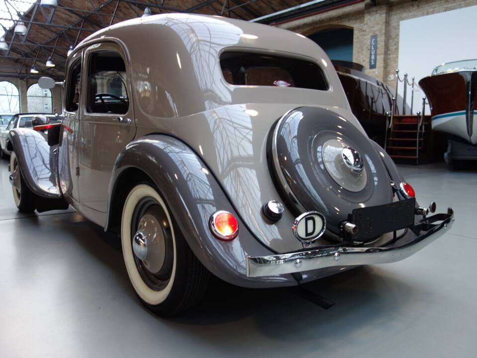 Afbeelding 9/30 van Citroën Traction Avant 7 C (1935)