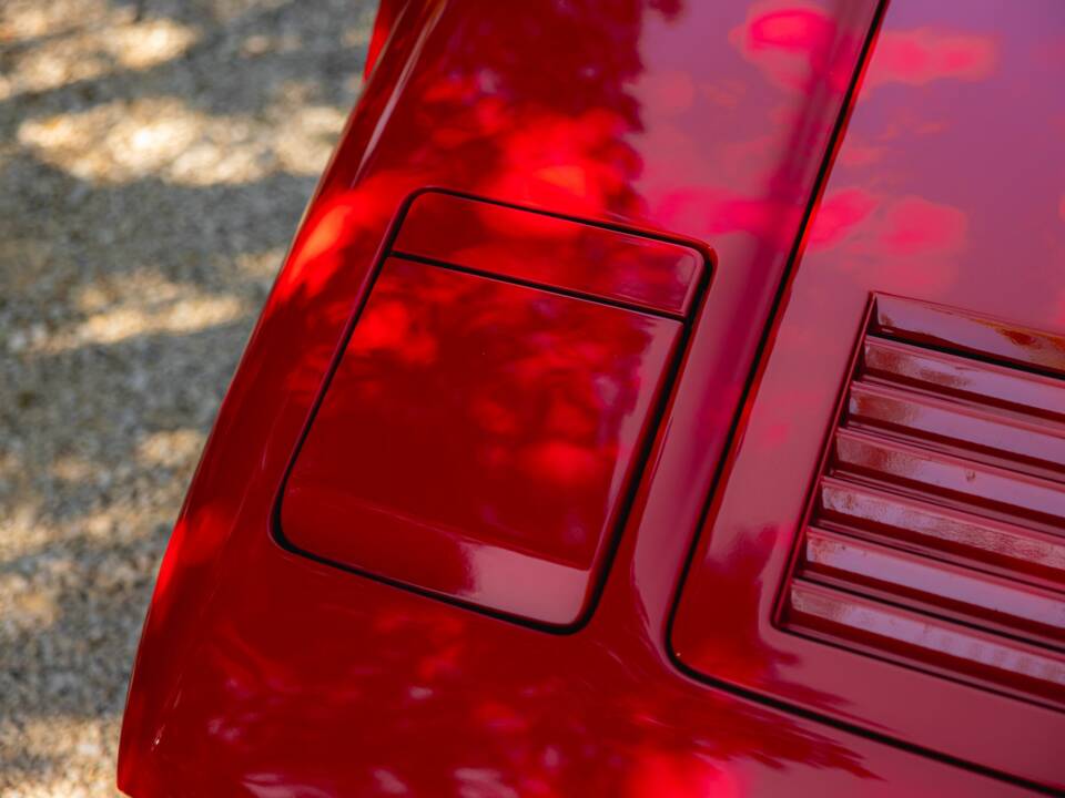 Image 12/60 of Ferrari 328 GTS (1986)