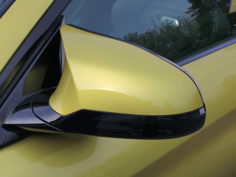 Image 13/98 of BMW M4 (2014)