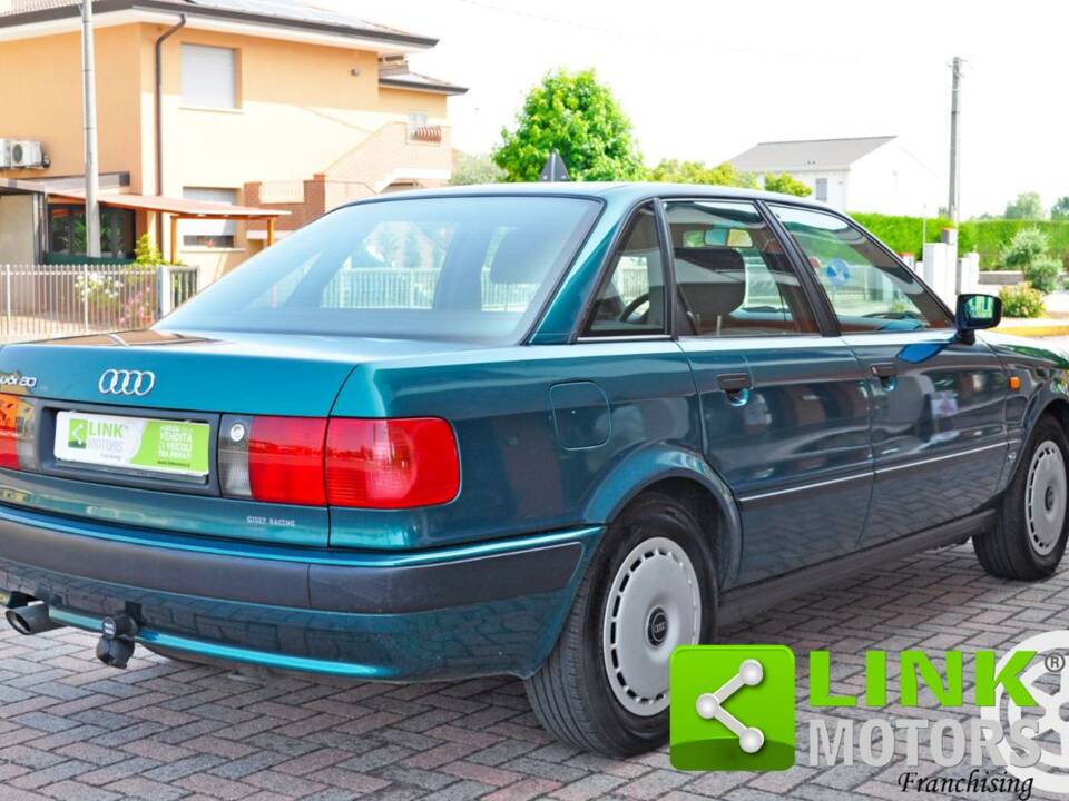 Bild 5/10 von Audi 80 - 2.0 E (1992)